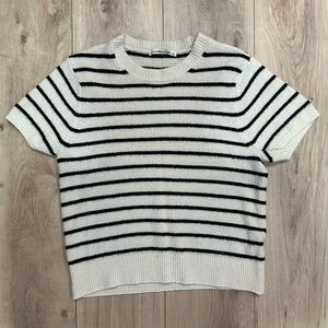 Abercrombie & Fitch Black and White Striped Sweater Tee